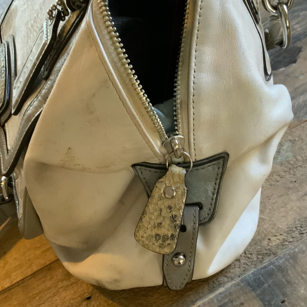 White Coach Purse - Picture 11 of 12
